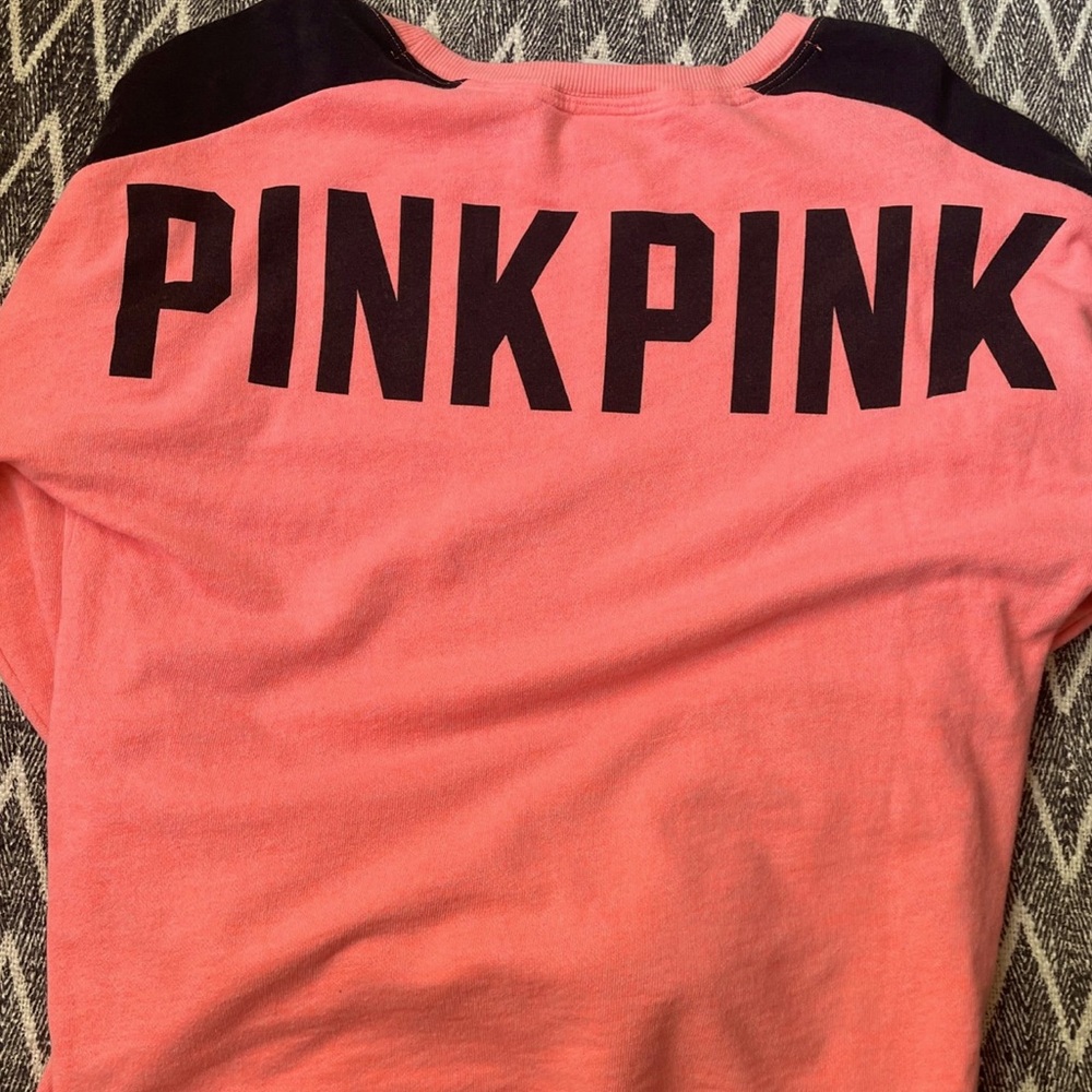 Victorias Secret Pink Long Sleeve Sweater top - Picture 4 of 5